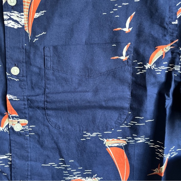 Old Navy Everyday Built-In Flex Printed Short Sleeve Men's Shirt
Size L - Picture 4 of 13